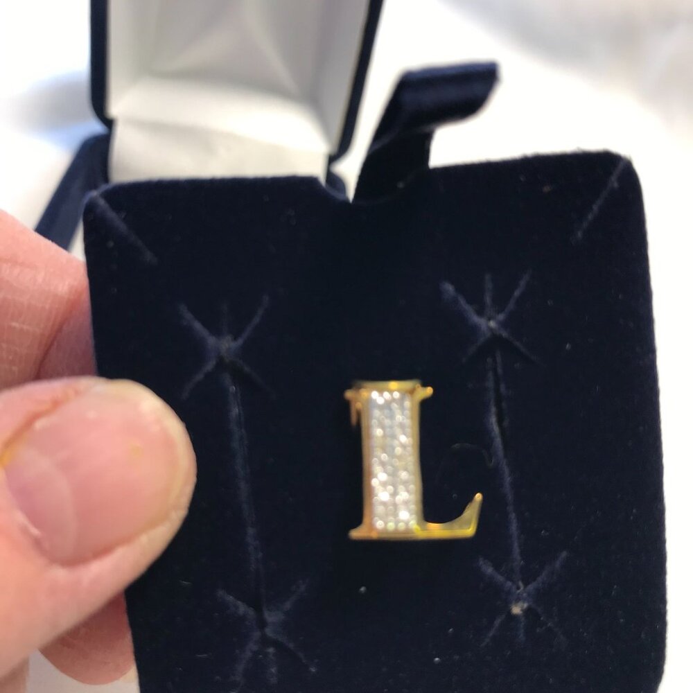 10K Diamond Accent Initial Pendant‎ "L" In Velvet Box By Avon
